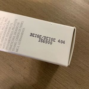 Mary Kay Makeup - Mary Kay Medium Coverage Foundation 404 Mary Kay Makeup - Mary Kay Medium Coverage Foundation 404